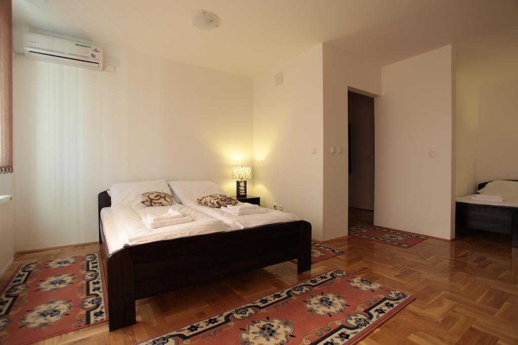Hostel Royal Obrenovac  Quarto foto